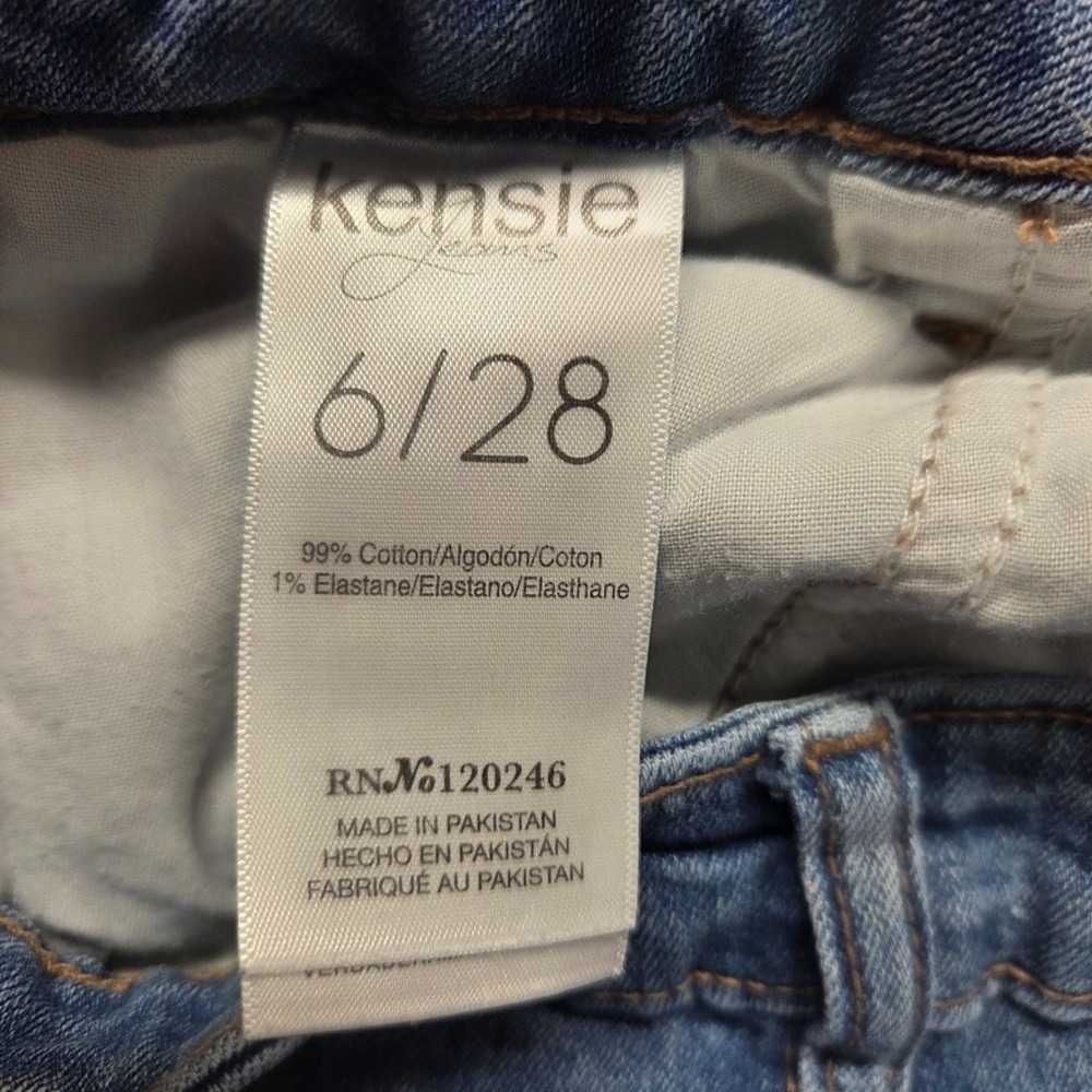Kensie‎ Jeans Womens 6 / 28 Blue Cropped Straight Mid Rise Faded Denim - Picture 9 of 10